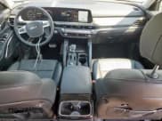 ✅ 2024 Kia Telluride SX • VIN: 5XYP54GCXRG544701 • Lot: 58526005. Listed on Copart with 7,969 mi. Free auction sales archive from the USA and detailed vehicle history report at DreamBid. Image 8.