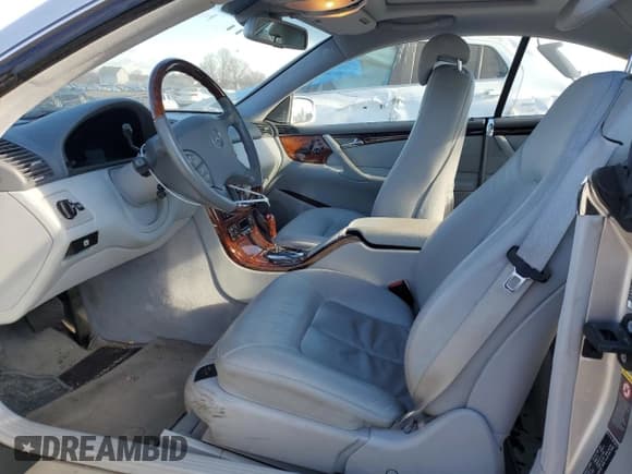 ✅ 2001 Mercedes-Benz CL 500/600 • VIN: WDBPJ75J91A018531 • Lot: 83303954. Listed on Copart with 23,660 mi. Free auction sales archive from the USA and detailed vehicle history report at DreamBid. Image 7.