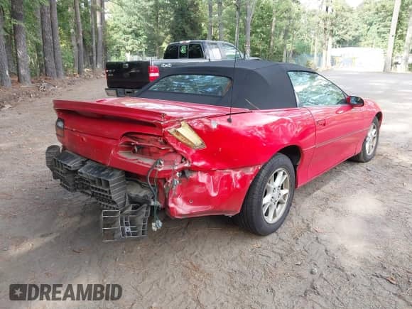 2002 Chevrolet Camaro z VIN 2G1FP32K522138620, wystawiony jako IAAI lot #43319461 z przebiegiem 143 190 mil mil oraz . Historia ofert i sprzedaży dostępna na DreamBid. Obrazek 6.