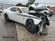 ✅ 2020 Dodge Challenger SXT • VIN: 2C3CDZAG9LH152414 • Lot: 82668843. Wystawiony na Copart z przebiegiem 30 538 mil. Bezpłatny archiwum sprzedaży aukcyjnych z USA i szczegółowy raport historii pojazdu na DreamBid. Zdjęcie 4.