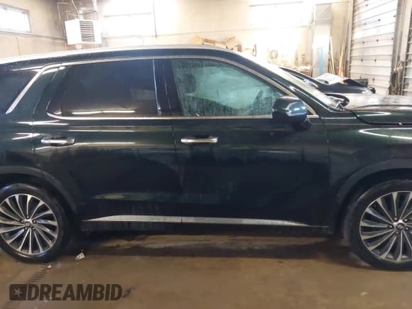 ✅ 2023 Hyundai Palisade Calligraphy • VIN: KM8R7DGE9PU513659 • Лот: 41379418. Опубликован ранее на IAAI с пробегом 22 400 миль. Бесплатный доступ к архиву аукционных продаж из США и подробный отчёт об истории автомобиля на DreamBid. Изображение 14.