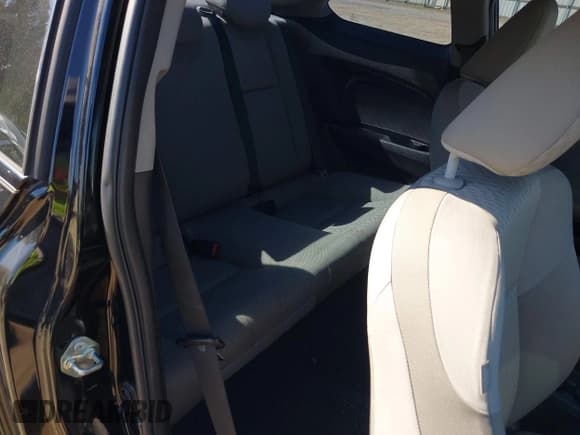 ✅ 2015 Honda Civic LX • VIN: 2HGFG3B52FH512297 • Lot: 43639938. Listed on IAAI with 107,259 mi. Free auction sales archive from the USA and detailed vehicle history report at DreamBid. Image 8.