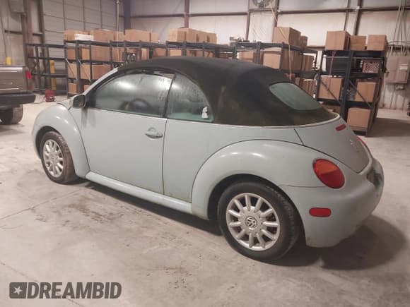 ✅ 2004 Volkswagen Beetle GLS • VIN: 3VWCM21Y04M310280 • Lot: 43888915. Listed on IAAI with 108,388 mi. Free auction sales archive from the USA and detailed vehicle history report at DreamBid. Image 3.