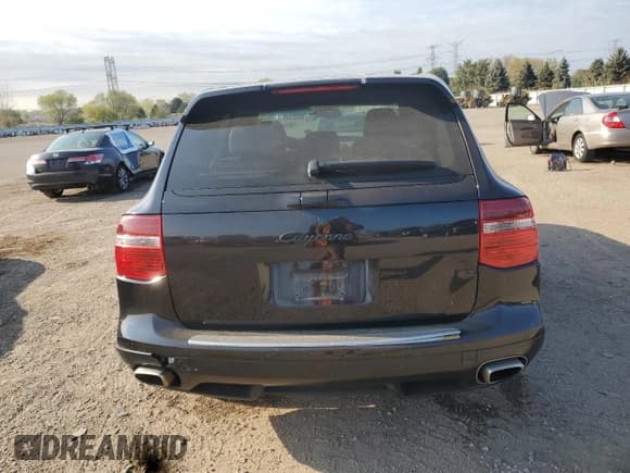 ✅ 2010 Porsche Cayenne • VIN: WP1AA2AP0ALA03519 • Lot: 87203325. Wystawiony na Copart z przebiegiem 113 864 mil. Bezpłatny archiwum sprzedaży aukcyjnych z USA i szczegółowy raport historii pojazdu na DreamBid. Zdjęcie 6.