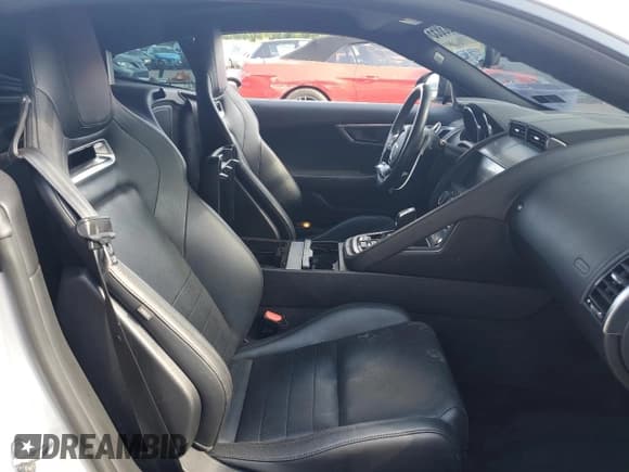 ✅ 2020 Jaguar F-Type P300 • VIN: SAJDD1GX4LCK68875 • Lot: 67753855. Wystawiony na Copart z przebiegiem 58 291 mil. Bezpłatny archiwum sprzedaży aukcyjnych z USA i szczegółowy raport historii pojazdu na DreamBid. Zdjęcie 10.