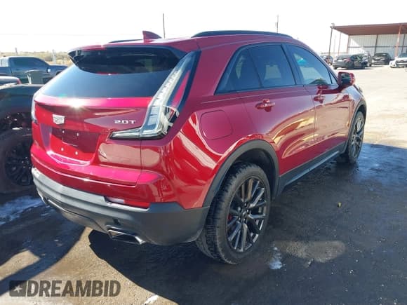 ✅ 2019 Cadillac XT4 FWD Sport • VIN: 1GYFZER46KF154063 • Лот: 43650513. Опубликован ранее на IAAI с пробегом 51 958 миль. Бесплатный доступ к архиву аукционных продаж из США и подробный отчёт об истории автомобиля на DreamBid. Изображение 4.