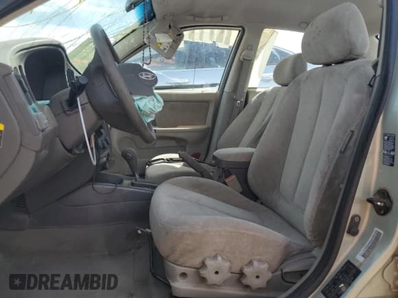 ✅ 2004 Hyundai Elantra GLS • VIN: KMHDN46D64U905356 • Lot: 50749165. Wystawiony na Copart z przebiegiem 178 276 mil. Bezpłatny archiwum sprzedaży aukcyjnych z USA i szczegółowy raport historii pojazdu na DreamBid. Zdjęcie 7.