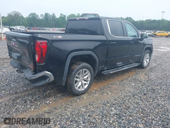 ✅ 2020 GMC Sierra 1500 SLE • VIN: 3GTU9BED5LG329260 • Лот: 42214768. Опубликован ранее на IAAI с пробегом 70 392 миль. Бесплатный доступ к архиву аукционных продаж из США и подробный отчёт об истории автомобиля на DreamBid. Изображение 4.