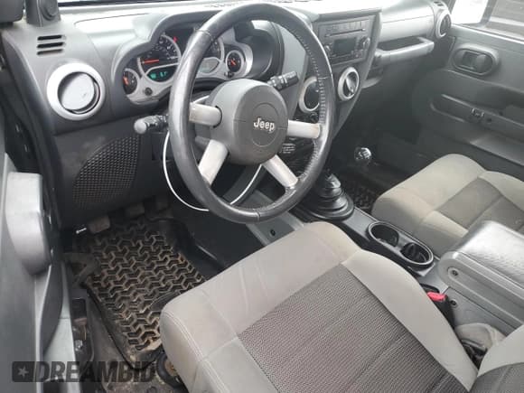 ✅ 2010 Jeep Wrangler Sahara • VIN: 1J4AA5D18AL162356 • Lot: 85100424. Listed on Copart with 205,939 mi. Free auction sales archive from the USA and detailed vehicle history report at DreamBid. Image 8.
