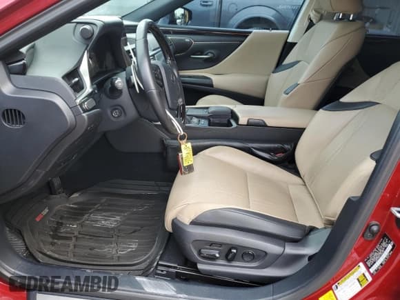 ✅ 2020 Lexus ES • VIN: 58AF21B17LU010218 • Lot: 71432205. Listed on Copart with 131,344 mi. Free auction sales archive from the USA and detailed vehicle history report at DreamBid. Image 7.