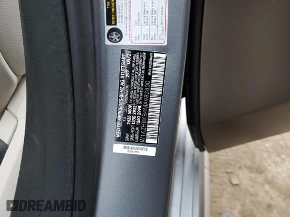 ✅ 2021 Mercedes-Benz E 63 S AMG • VIN: W1KZH8KB4MA982800 • Lot: 86326314. Listed on Copart with 31,728 mi. Free auction sales archive from the USA and detailed vehicle history report at DreamBid. Image 13.