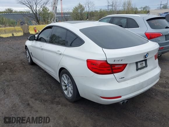 ✅ 2014 BMW 3 Series 328i Gran Turismo xDrive • VIN: WBA3X5C5XED559713 • Лот: 42078622. Опубликован ранее на IAAI с пробегом 68 233 миль. Бесплатный доступ к архиву аукционных продаж из США и подробный отчёт об истории автомобиля на DreamBid. Изображение 3.