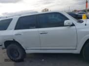 ✅ 2010 Toyota 4Runner SR5 • VIN: JTEBU5JR2A5007880 • Lot: 43704583. Listed on IAAI with 233,256 mi. Free auction sales archive from the USA and detailed vehicle history report at DreamBid. Image 14.