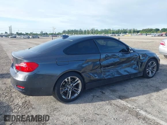 ✅ 2014 BMW 4 Series 428i xDrive • VIN: WBA3N5C57EK196790 • Lot: 40571670. Listed on IAAI with 108,114 mi. Free auction sales archive from the USA and detailed vehicle history report at DreamBid. Image 4.