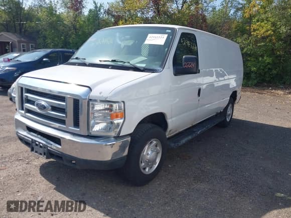 ✅ 2012 Ford Econoline Cargo Recreational • VIN: 1FTNE2EW2CDB00498 • Lot: 42942224. Wystawiony na IAAI z przebiegiem 193 272 mil. Bezpłatny archiwum sprzedaży aukcyjnych z USA i szczegółowy raport historii pojazdu na DreamBid. Zdjęcie 17.