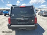 ✅ 2007 Jeep Commander Sport • VIN: 1J8HH48P37C633260 • Лот: 50427275. Опубликован ранее на Copart с пробегом 181 712 миль. Бесплатный доступ к архиву аукционных продаж из США и подробный отчёт об истории автомобиля на DreamBid. Изображение 6.