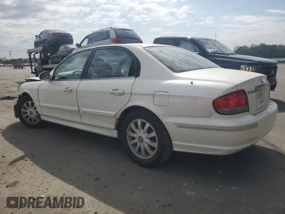 2004 Hyundai Sonata GLS с VIN KMHWF35H94A997309, выставлен на аукционе Copart как лот 55490875 с пробегом Не указан миль и Списание • Salvage title. История ставок и продаж доступна на DreamBid. Изображение 2.