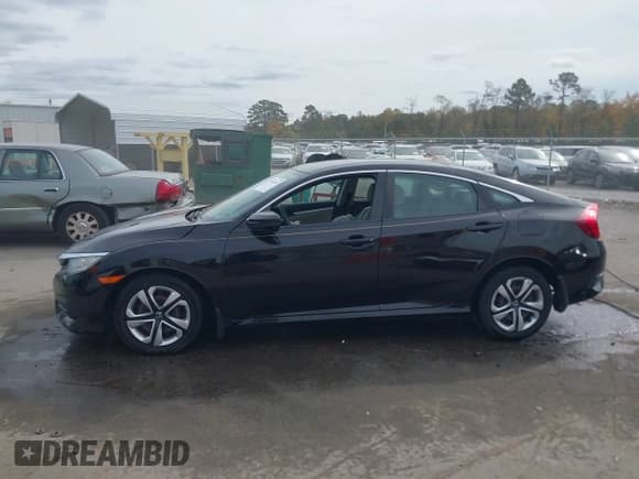 ✅ 2017 Honda Civic LX • VIN: 2HGFC2F51HH546301 • Lot: 43540783. Wystawiony na IAAI z przebiegiem 65 747 mil. Bezpłatny archiwum sprzedaży aukcyjnych z USA i szczegółowy raport historii pojazdu na DreamBid. Zdjęcie 14.