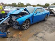 ✅ 2015 Dodge Challenger SXT Plus • VIN: 2C3CDZBG5FH821099 • Lot: 43550995. Wystawiony na IAAI z przebiegiem 64 750 mil. Bezpłatny archiwum sprzedaży aukcyjnych z USA i szczegółowy raport historii pojazdu na DreamBid. Zdjęcie 2.