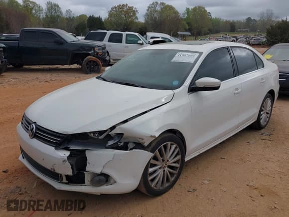 ✅ 2012 Volkswagen Jetta SEL • VIN: 3VWLP7AJ3CM325796 • Lot: 41907604. Listed on IAAI with 185,542 mi. Free auction sales archive from the USA and detailed vehicle history report at DreamBid. Image 2.