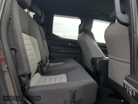 ✅ 2024 Toyota Tacoma SR5 • VIN: 3TMLB5JNXRM072929 • Lot: 71908355. Wystawiony na Copart z przebiegiem 5 305 mil. Bezpłatny archiwum sprzedaży aukcyjnych z USA i szczegółowy raport historii pojazdu na DreamBid. Zdjęcie 10.