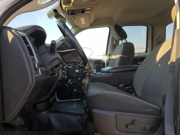 ✅ 2022 Ram 1500 Tradesman • VIN: 1C6RR6FG8NS238248 • Lot: 91093505. Wystawiony na Copart z przebiegiem 70 899 mil. Bezpłatny archiwum sprzedaży aukcyjnych z USA i szczegółowy raport historii pojazdu na DreamBid. Zdjęcie 7.