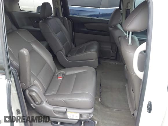 ✅ 2015 Honda Odyssey Touring Elite • VIN: 5FNRL5H9XFB032267 • Лот: 43545355. Опубликован ранее на IAAI с пробегом 189 286 миль. Бесплатный доступ к архиву аукционных продаж из США и подробный отчёт об истории автомобиля на DreamBid. Изображение 8.