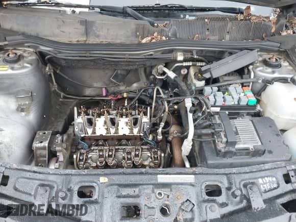 ✅ 2005 Chevrolet Equinox LS • VIN: 2CNDL23F956088335 • Lot: 43530406. Wystawiony na IAAI z przebiegiem 210 392 mil. Bezpłatny archiwum sprzedaży aukcyjnych z USA i szczegółowy raport historii pojazdu na DreamBid. Zdjęcie 10.