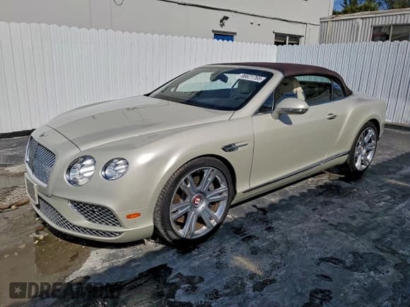 ✅ 2016 Bentley Continental GT V8 • VIN: SCBGT3ZA2GC054995 • Lot: 96621765. Wystawiony na Copart z przebiegiem 14 802 mil. Bezpłatny archiwum sprzedaży aukcyjnych z USA i szczegółowy raport historii pojazdu na DreamBid. Zdjęcie 1.