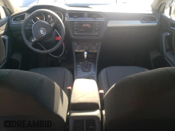 ✅ 2019 Volkswagen Tiguan S • VIN: 3VV1B7AXXKM090200 • Lot: 89528235. Listed on Copart with 87,213 mi. Free auction sales archive from the USA and detailed vehicle history report at DreamBid. Image 8.