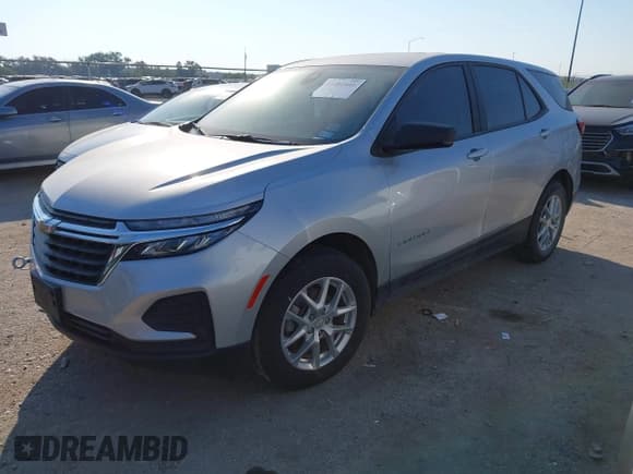 ✅ 2022 Chevrolet Equinox LS • VIN: 3GNAXHEV5NS102744 • Lot: 43421841. Listed on IAAI with Not provided. Free auction sales archive from the USA and detailed vehicle history report at DreamBid. Image 2.
