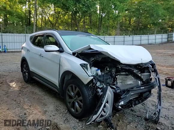 ✅ 2018 Hyundai Santa Fe Ultimate • VIN: 5NMZWDLAXJH066817 • Лот: 52575364. Опубликован ранее на Copart с пробегом 35 043 миль. Бесплатный доступ к архиву аукционных продаж из США и подробный отчёт об истории автомобиля на DreamBid. Изображение 11.