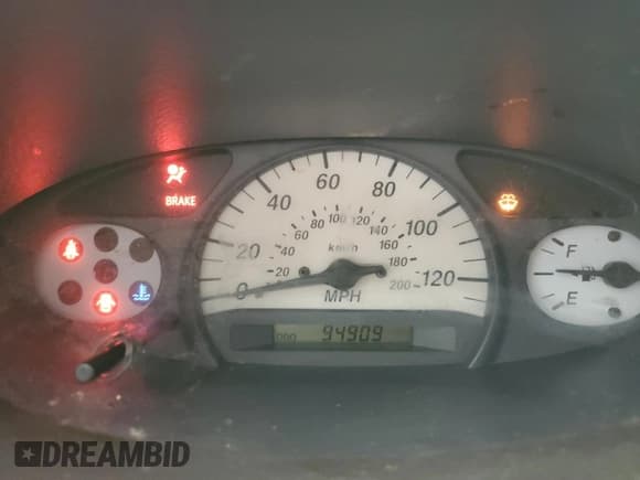 ✅ 2001 Toyota ECHO • VIN: JTDBT123110143229 • Lot: 84920065. Listed on Copart with 94,909 mi. Free auction sales archive from the USA and detailed vehicle history report at DreamBid. Image 9.