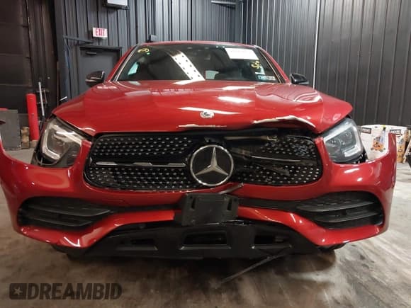 ✅ 2020 Mercedes-Benz GLC 300 • VIN: WDC0J8EB5LF673593 • Lot: 41183053. Listed on IAAI with 49,867 mi. Free auction sales archive from the USA and detailed vehicle history report at DreamBid. Image 12.