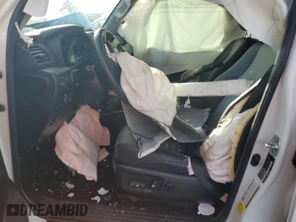 ✅ 2023 Toyota 4Runner SR5 Premium • VIN: JTENU5JR9P6133301 • Lot: 82435444. Wystawiony na Copart z przebiegiem Nie podano. Bezpłatny archiwum sprzedaży aukcyjnych z USA i szczegółowy raport historii pojazdu na DreamBid. Zdjęcie 7.