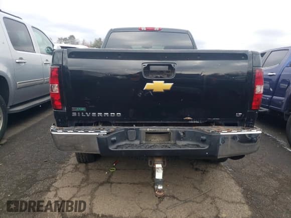 ✅ 2009 Chevrolet Silverado 2500HD LT • VIN: 1GCHK59K59E152208 • Лот: 86868404. Опубликован ранее на Copart с пробегом Не указан. Бесплатный доступ к архиву аукционных продаж из США и подробный отчёт об истории автомобиля на DreamBid. Изображение 6.