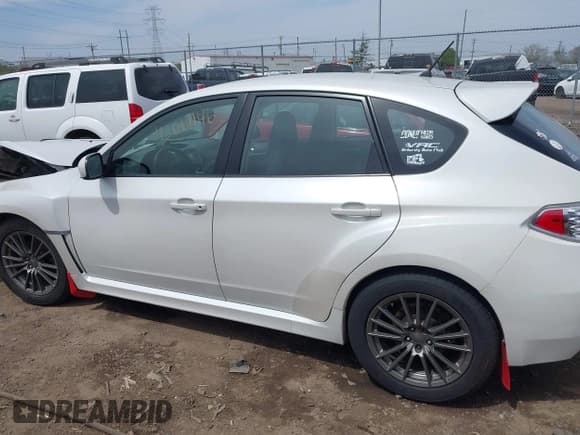 ✅ 2013 Subaru WRX WRX • VIN: JF1GR7E6XDG883246 • Lot: 42061146. Wystawiony na IAAI z przebiegiem 163 265 mil. Bezpłatny archiwum sprzedaży aukcyjnych z USA i szczegółowy raport historii pojazdu na DreamBid. Zdjęcie 15.