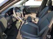 ✅ 2024 Volkswagen Tiguan SE R-Line Black • VIN: 3VV8B7AXXRM200669 • Lot: 60073905. Wystawiony na Copart z przebiegiem 1 382 mil. Bezpłatny archiwum sprzedaży aukcyjnych z USA i szczegółowy raport historii pojazdu na DreamBid. Zdjęcie 7.