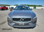 ✅ 2020 Volvo V60 • VIN: YV4102WK5L1042328 • Лот: 65418255. Опубликован ранее на Copart с пробегом 94 817 миль. Бесплатный доступ к архиву аукционных продаж из США и подробный отчёт об истории автомобиля на DreamBid. Изображение 5.