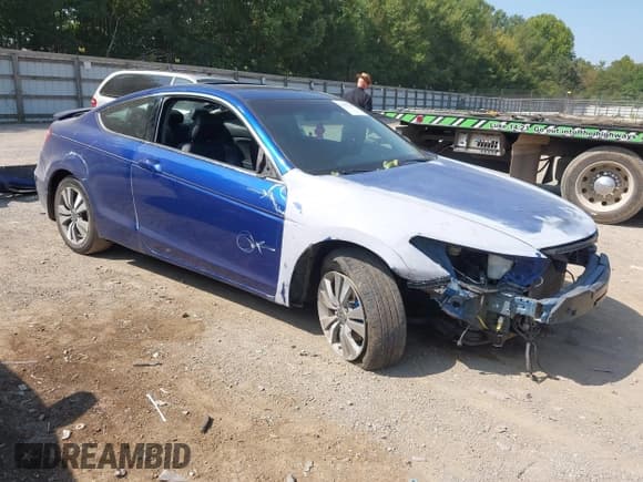 ✅ 2008 Honda Accord EX-L • VIN: 1HGCS12838A005541 • Lot: 43192349. Listed on IAAI with 198,933 mi. Free auction sales archive from the USA and detailed vehicle history report at DreamBid. Image 1.