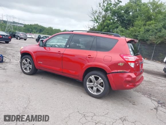 ✅ 2011 Toyota RAV4 Sport • VIN: JTMRK4DV0B5103312 • Lot: 42727817. Listed on IAAI with 87,278 mi. Free auction sales archive from the USA and detailed vehicle history report at DreamBid. Image 3.