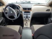 ✅ 2009 Chevrolet Malibu 1LT • VIN: 1G1ZH57BX9F111162 • Lot: 76531704. Listed on Copart with 75,384 mi. Free auction sales archive from the USA and detailed vehicle history report at DreamBid. Image 8.