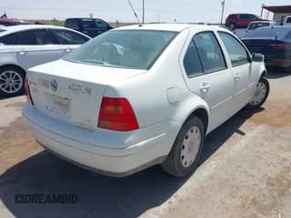 ✅ 1999 Volkswagen Jetta GL • VIN: 3VWRA29M3XM042866 • Lot: 42484740. Listed on IAAI with Not provided. Free auction sales archive from the USA and detailed vehicle history report at DreamBid. Image 4.