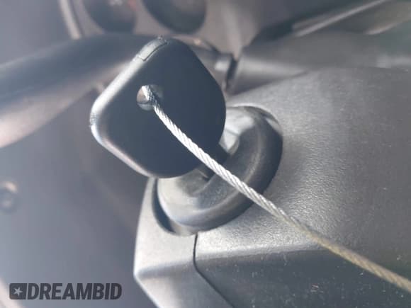 ✅ 2008 Chevrolet Silverado 1500 1LT • VIN: 2GCEC13J681148757 • Lot: 43469479. Wystawiony na IAAI z przebiegiem 236 553 mil. Bezpłatny archiwum sprzedaży aukcyjnych z USA i szczegółowy raport historii pojazdu na DreamBid. Zdjęcie 11.