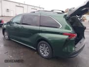 ✅ 2022 Toyota Sienna XLE • VIN: 5TDJRKEC0NS082647 • Lot: 43560189. Wystawiony na IAAI z przebiegiem 57 688 mil. Bezpłatny archiwum sprzedaży aukcyjnych z USA i szczegółowy raport historii pojazdu na DreamBid. Zdjęcie 3.