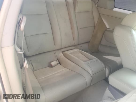 ✅ 2005 Infiniti G35 • VIN: JNKCV54E05M409213 • Lot: 70133935. Listed on Copart with 107,471 mi. Free auction sales archive from the USA and detailed vehicle history report at DreamBid. Image 10.