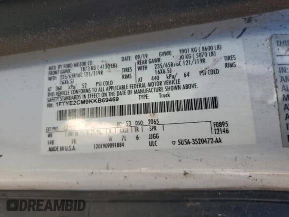 ✅ 2019 Ford Transit • VIN: 1FTYE2CM9KKB69469 • Лот: 89894755. Опубликован ранее на Copart с пробегом Не указан. Бесплатный доступ к архиву аукционных продаж из США и подробный отчёт об истории автомобиля на DreamBid. Изображение 14.