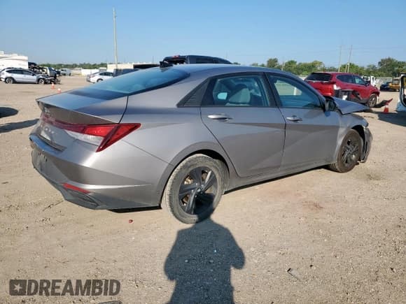 ✅ 2022 Hyundai Elantra SEL • VIN: KMHLM4AG4NU253404 • Lot: 80006765. Listed on Copart with 73,575 mi. Free auction sales archive from the USA and detailed vehicle history report at DreamBid. Image 3.