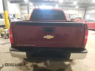 ✅ 2008 Chevrolet Silverado 1500 1LT • VIN: 3GCEC13CX8G277660 • Lot: 71298374. Listed on Copart with 131,747 mi. Free auction sales archive from the USA and detailed vehicle history report at DreamBid. Image 6.