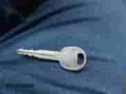 2004 Hyundai Sonata z VIN KMHWF25H84A015814, wystawiony jako IAAI lot #42665255 z przebiegiem Nie podano mil oraz . Historia ofert i sprzedaży dostępna na DreamBid. Obrazek 11.